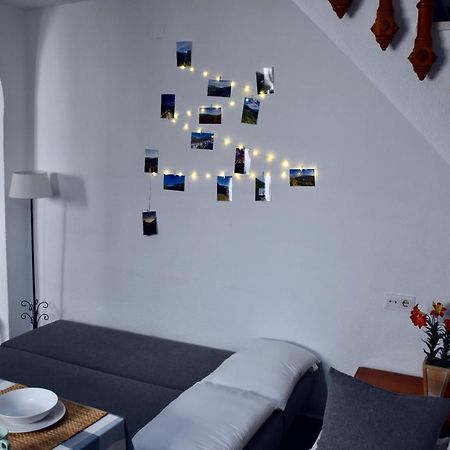 Alojamiento Ruta Del Mulhacen Apartment Pampaneira Bagian luar foto