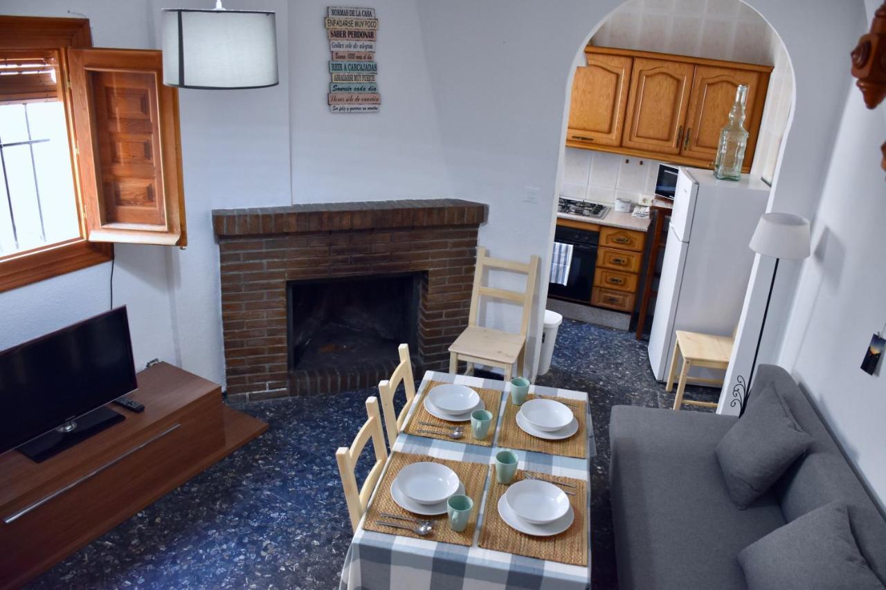 Alojamiento Ruta Del Mulhacen Apartment Pampaneira Bagian luar foto