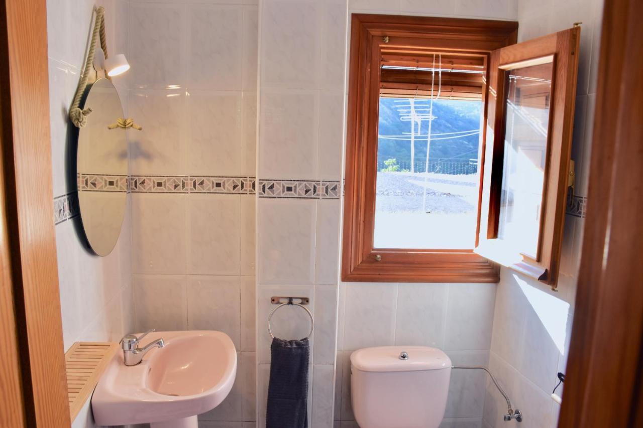 Alojamiento Ruta Del Mulhacen Apartment Pampaneira Bagian luar foto
